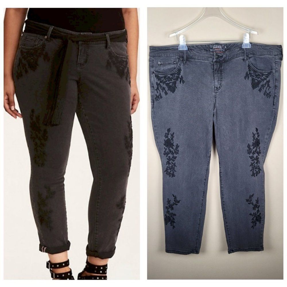 Torrid Vintage Premium Size 24S Boyfriend Embroidered Floral Black Jeans